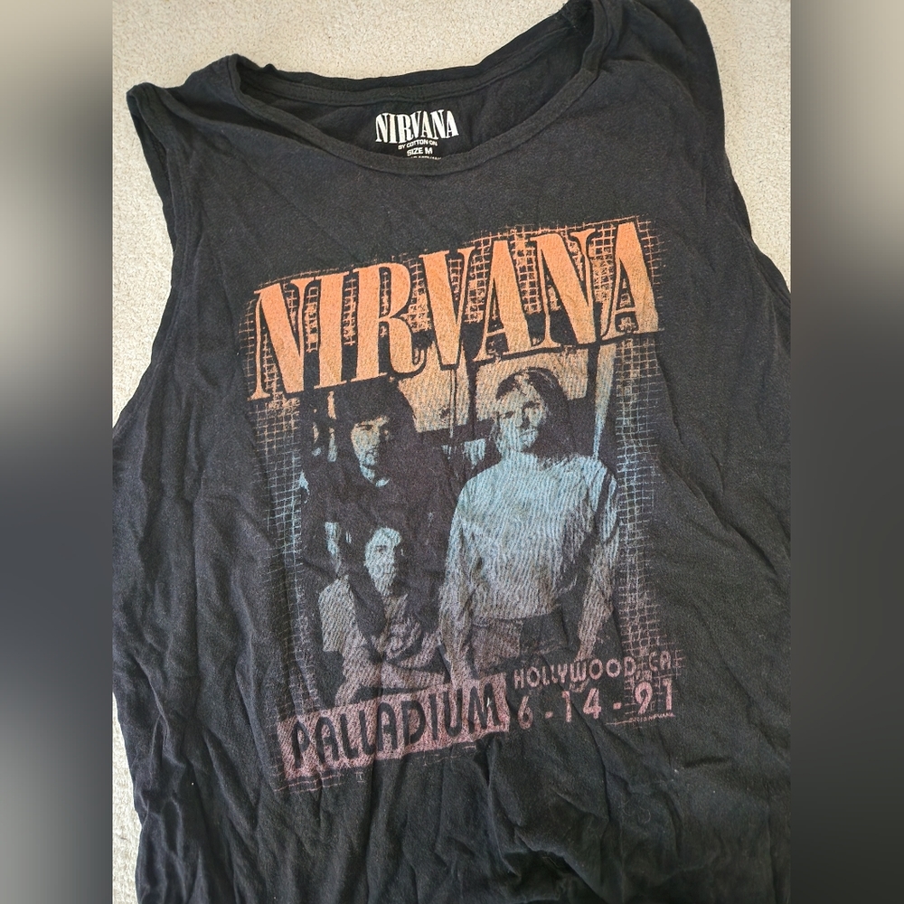 Nirvana top